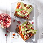 Avocado_Granatapfel_Toast