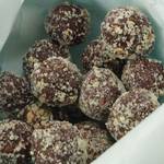 feine-kokos-rumkugeln-150x150