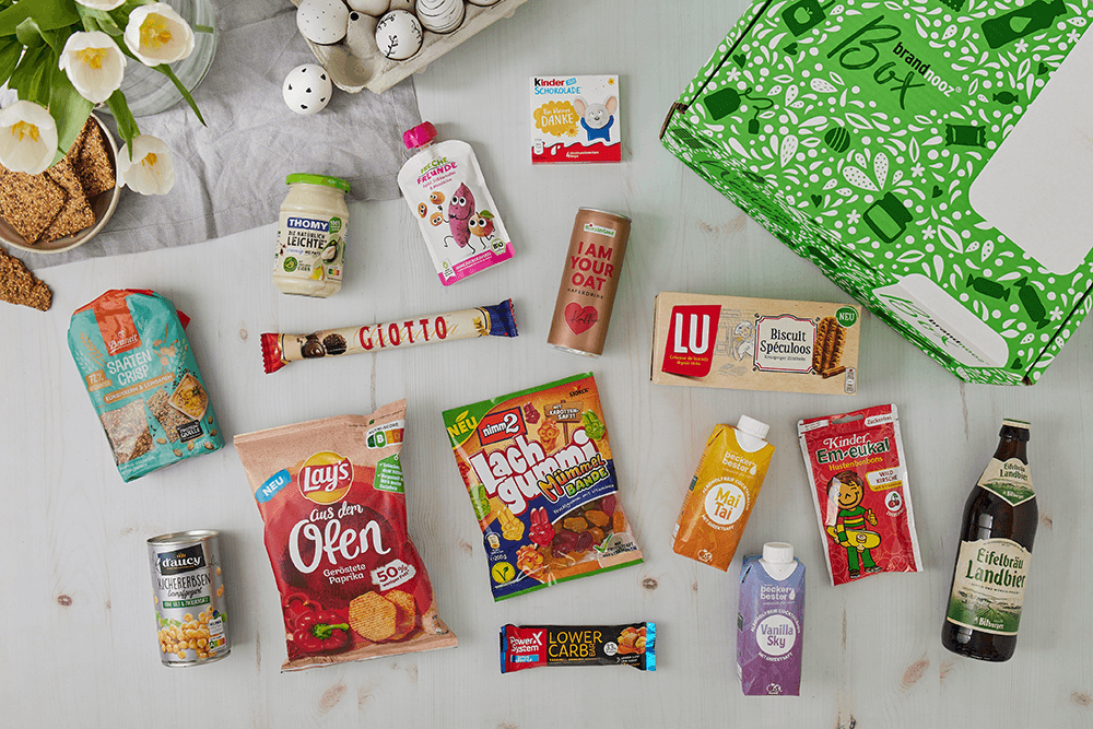 brandnooz Classic Box März mit Chips, Getränken, Weingummi, Süßigkeiten und vielem Mehr